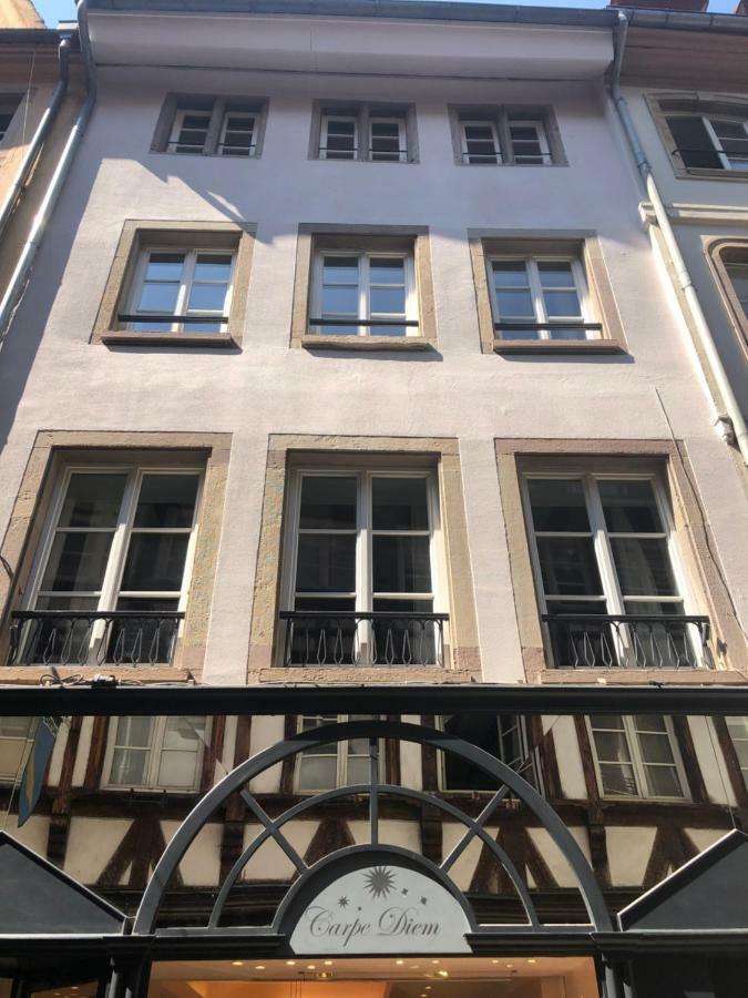 Carpe Diem Home - Au Pied De La Cathedrale Strasbourg Luaran gambar
